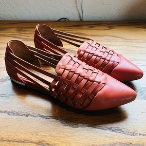 NWOT Sava Lola Woven Huarache Sandals/Flats